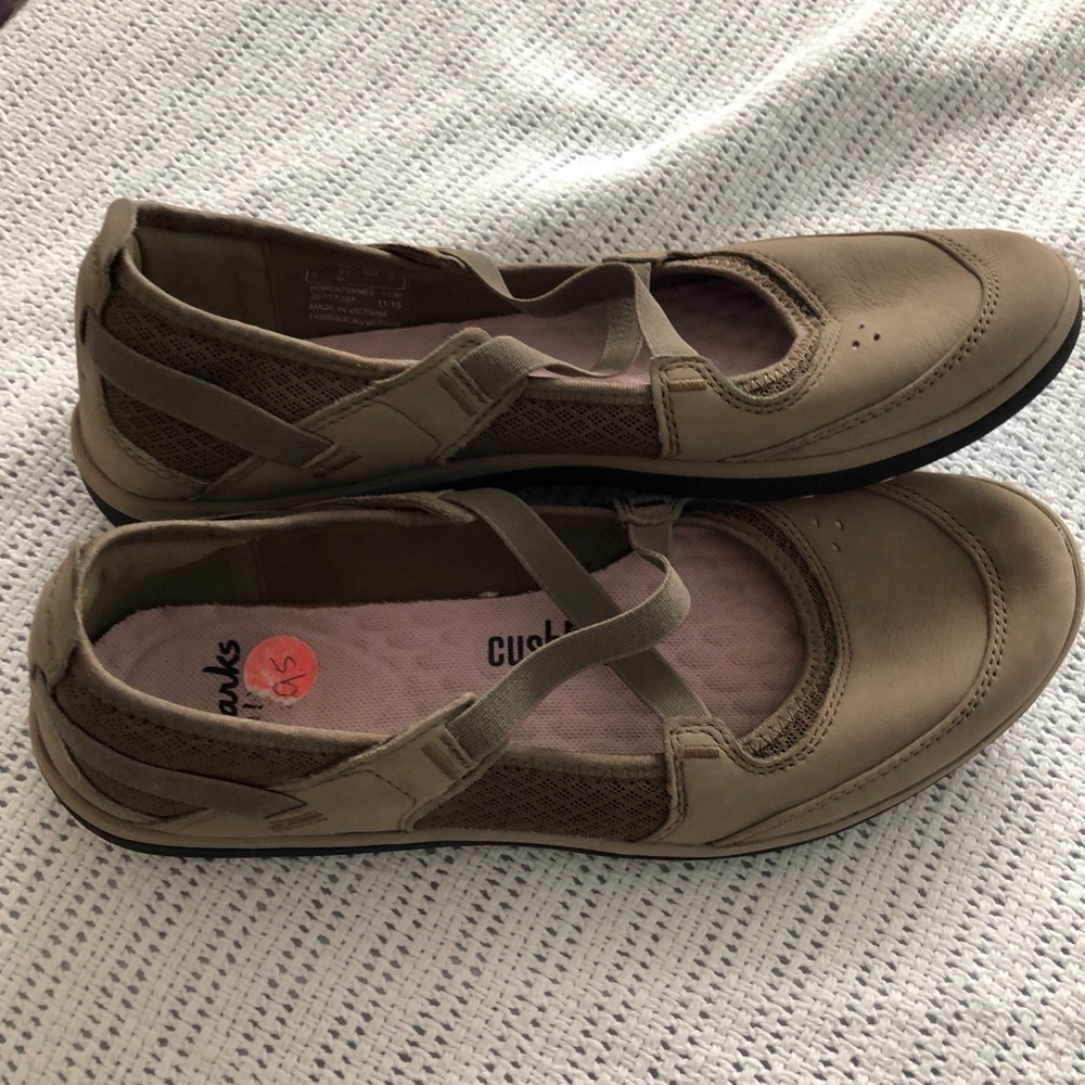 Clark’s Casual Women’s Shoes